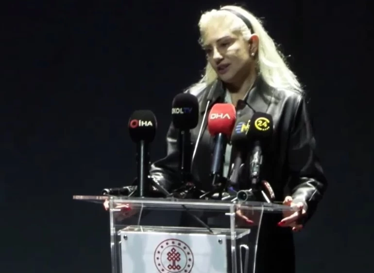 Muazzez Abacı Ölüm Nedeni: Kızı Aslı Saba'dan Duygusal Açıklama! Hastane İhmali mi? Cenaze Töreni Detayları   