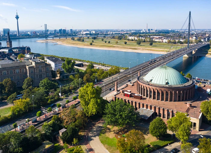 Düsseldorf Gezilecek Yerleri neresi? Düsseldorf'da tatil