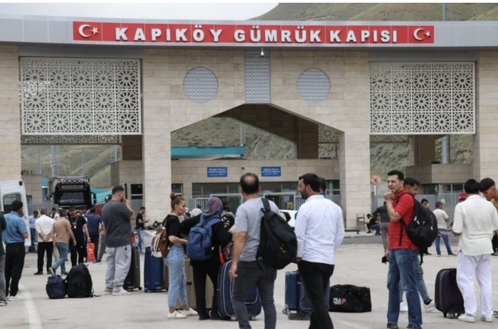 Van'dan Türkiye'ye gelen İranlı turistler İsrail'e karşı intikam duygusu içinde