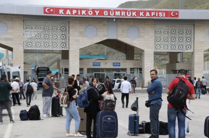 Van'dan Türkiye'ye gelen İranlı turistler İsrail'e karşı intikam duygusu içinde