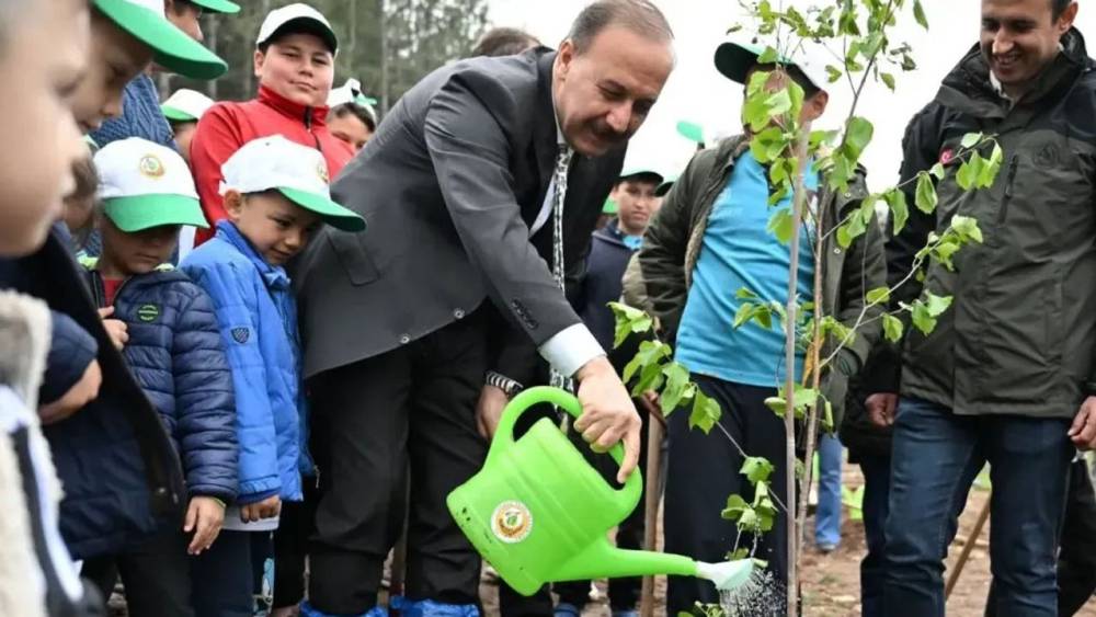Doğa Sevgisiyle Geleceğe Fidanlar Dikildi