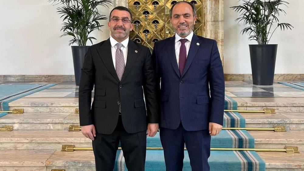 Yeni Rektöre Başarı Dileği