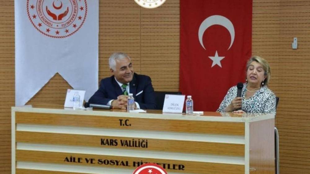 Evlilikte Sevgi ve Saygı Vurgusu