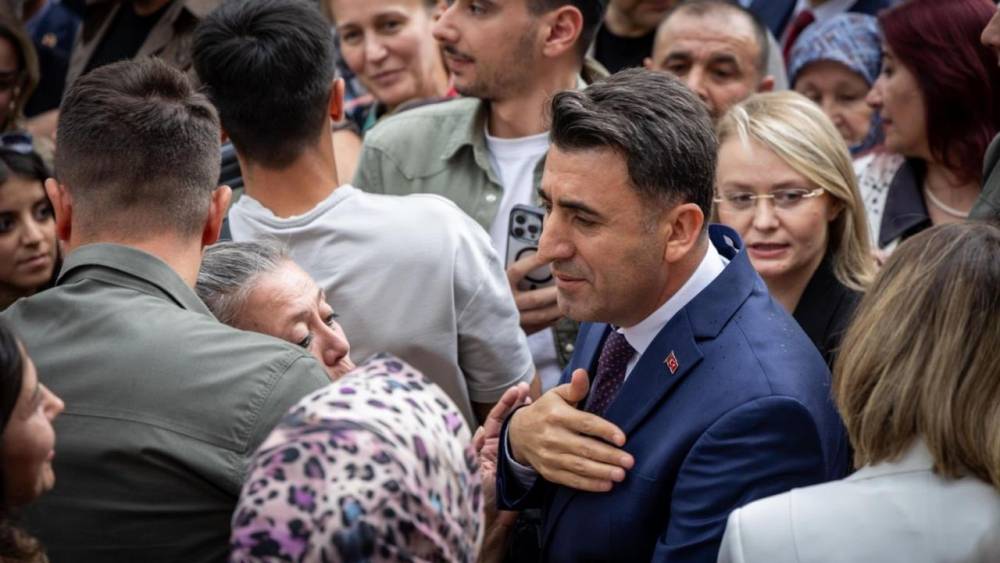  Bilecik'te Duygusal Veda: Vali Aygöl Tunceli'ye Uğurlandı 