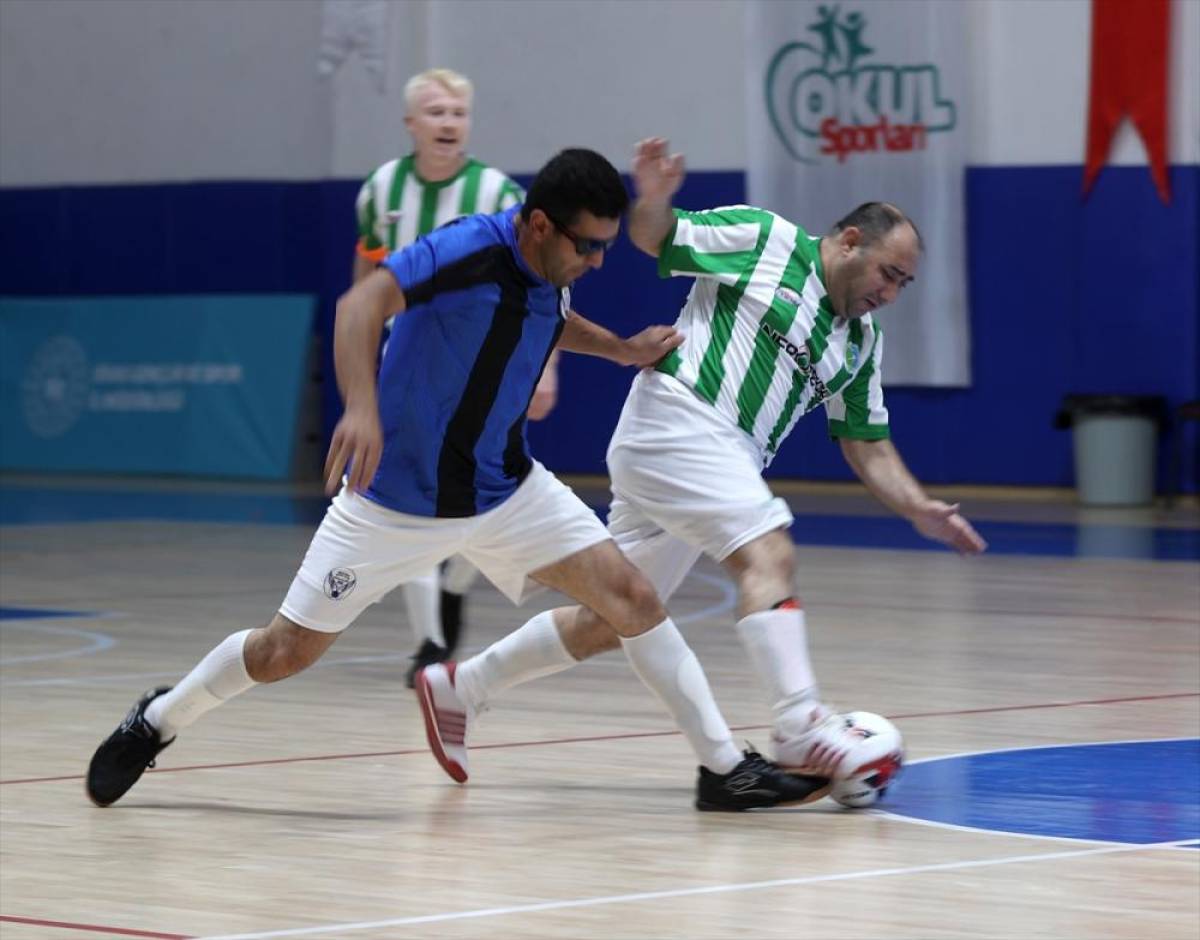 Sivas'ta Görme Engelliler Futsal Turnuvası Başladı