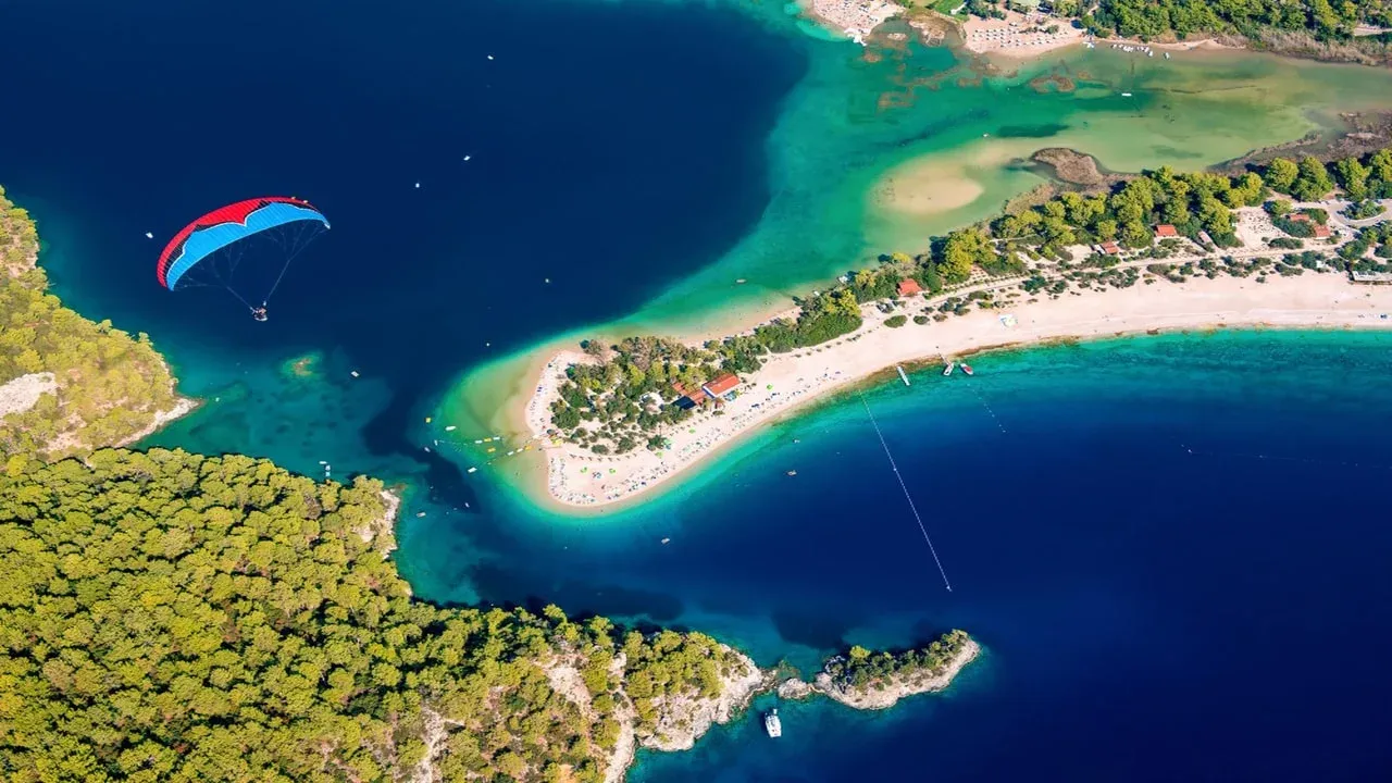  Fethiye: Kaçış Arzusu ve Huzur Durağı 