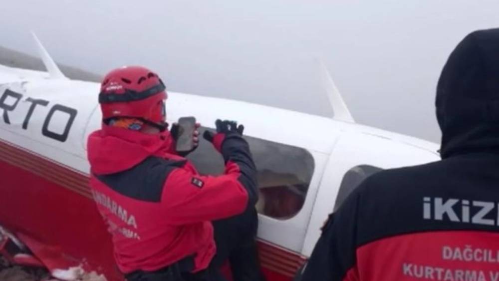 Uçak Kazasında Pilot Hayatını Kaybetti, Yolcu Güvende 