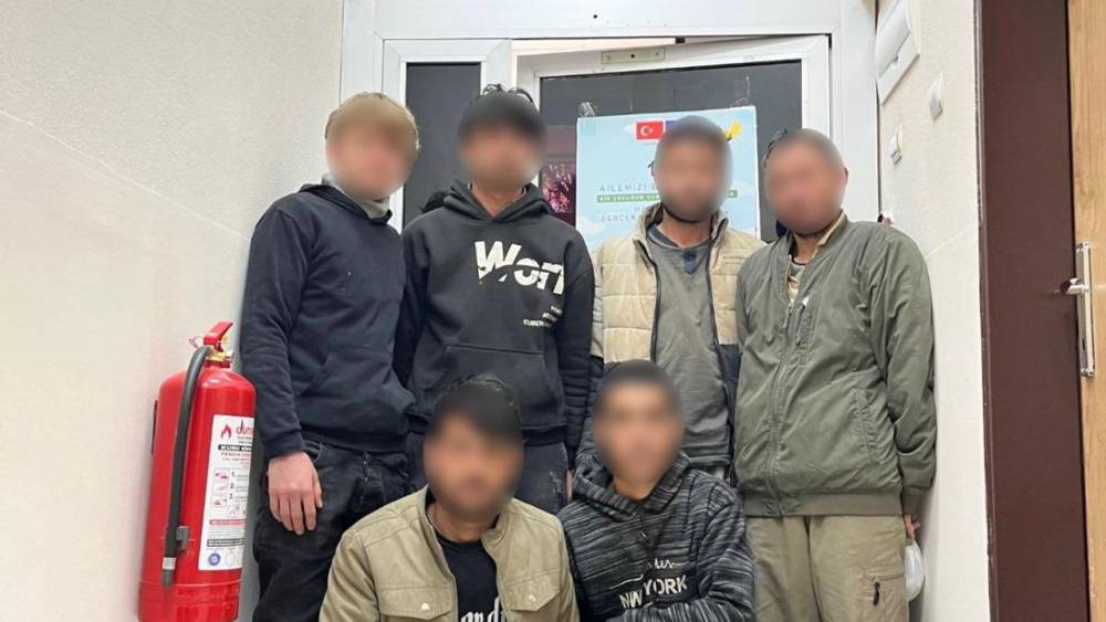  Kars’ta Yabancı Uyruklu Göçmen Denetimi Yapıldı 