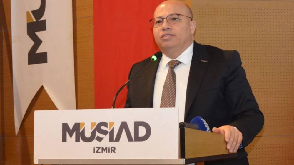  İZMİR'DE GREV UYARISI 