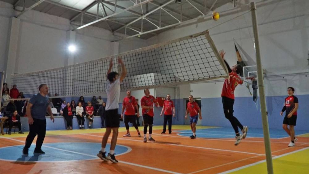 Edirne'de Voleybol Turnuvası Başlıyor!