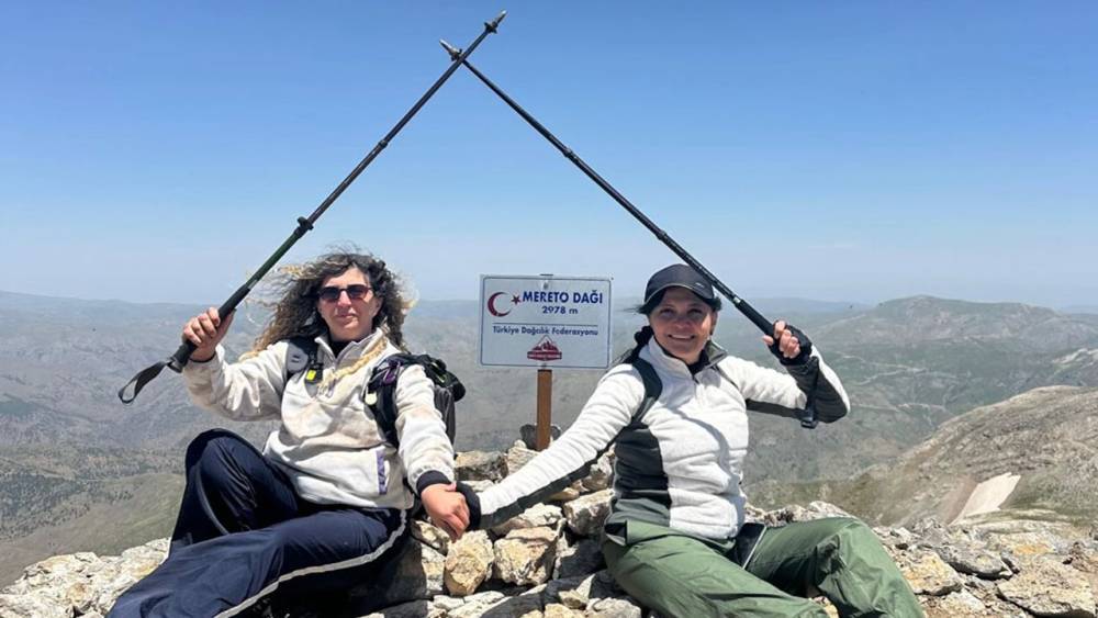  Mereto Dağı'nda Büyüleyici Tırmanış 