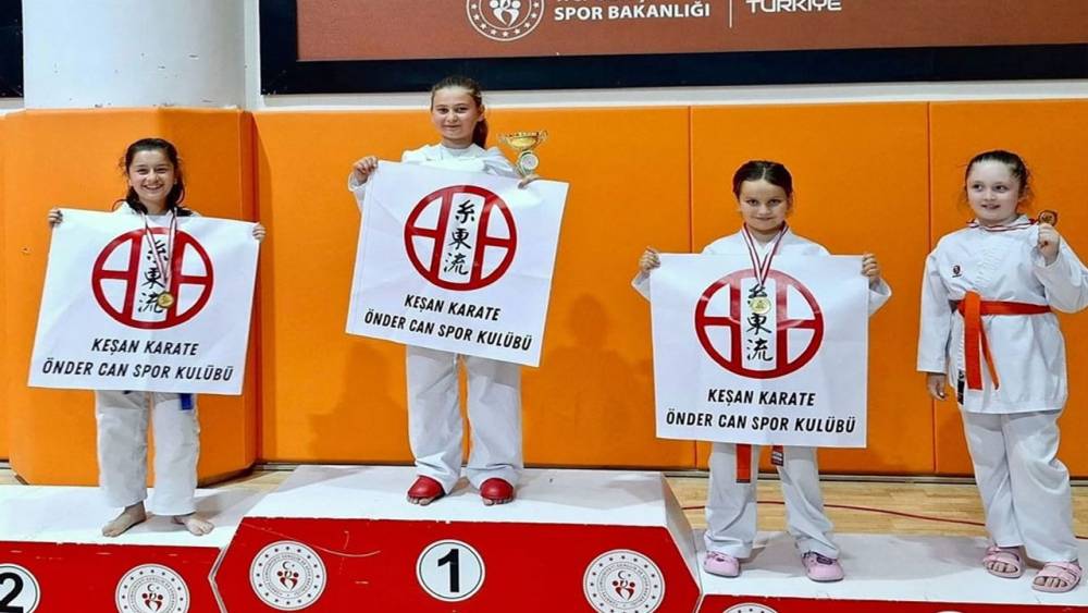Edirne'de Karate Turnuvası'nda Başarılar!