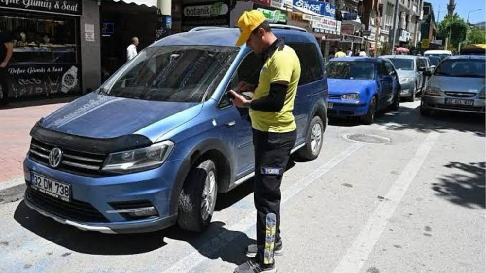 Isparta'da Bayramda Ücretsiz Otopark Duyurusu