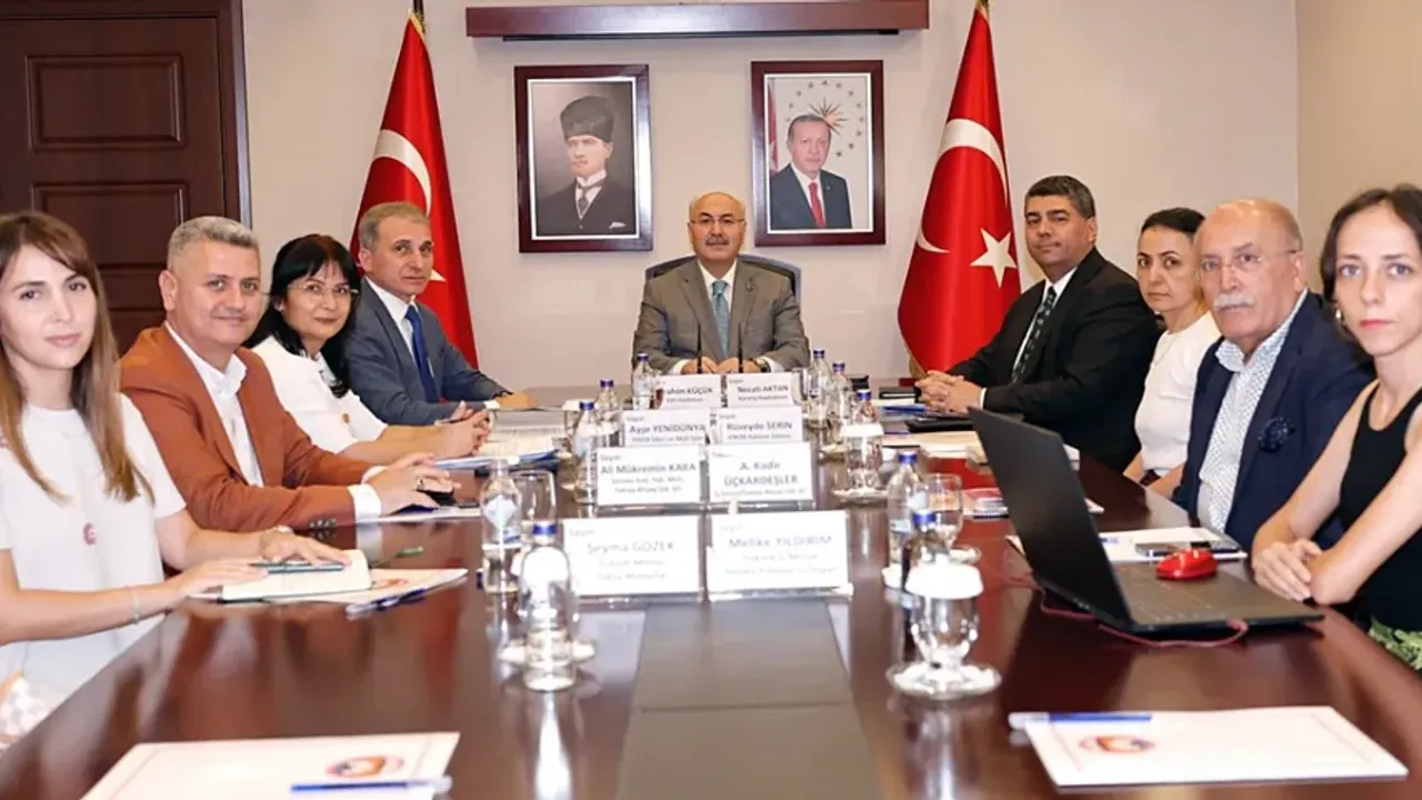 Karataş'ta Yeni Projeler için Toplantı Düzenlendi