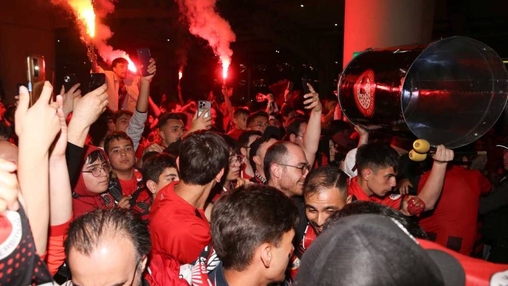  Gençlerbirliği'nin Coşkulu Dönüşü 