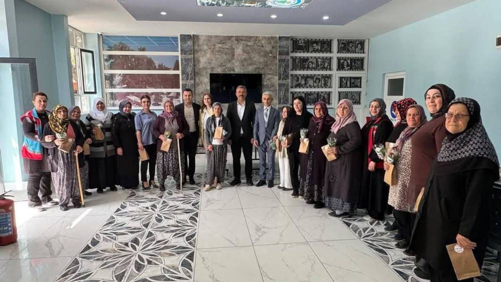  Şehit Anneleri İçin Özel Anneler Günü Kahvaltısı 
