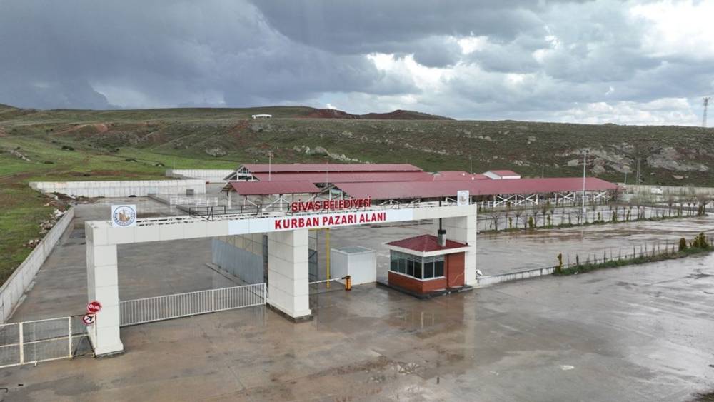  Sivas'ta Yeni Kurban Pazarı Hizmete Girecek 