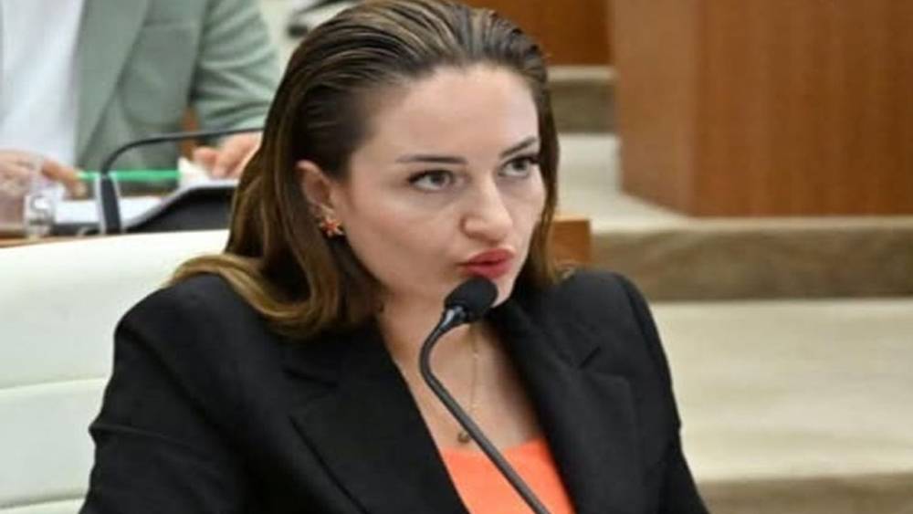 Antalya Belediyesi Büşra Özdemir'i Başkan vekili yaptı