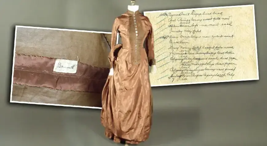 130 Yıllık Gizem &Ccedil;&ouml;z&uuml;ld&uuml;! Antika Elbiseden &Ccedil;ıkan Şifreli Notların Sırrı Ortaya &Ccedil;ıktı