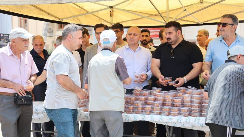  Ferdi Zeyrek'in Anısı Unutulmadı 