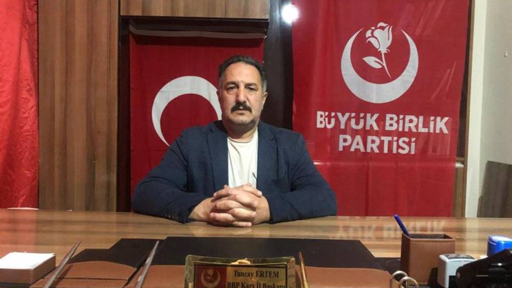  Kars Büyük Birlik Partisi İl Başkanı İstifa Etti 
