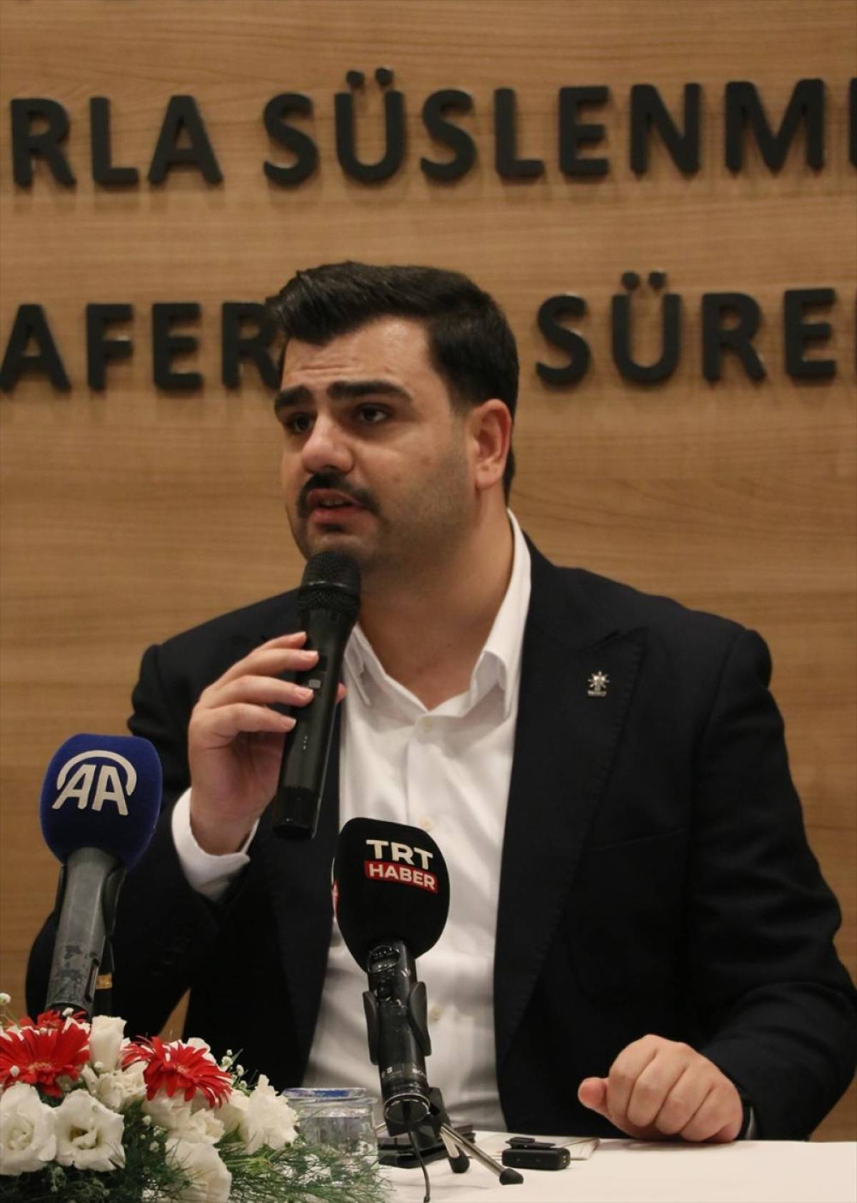 AK Parti Genel Sekreteri İnan, İzmir'de konuştu:
