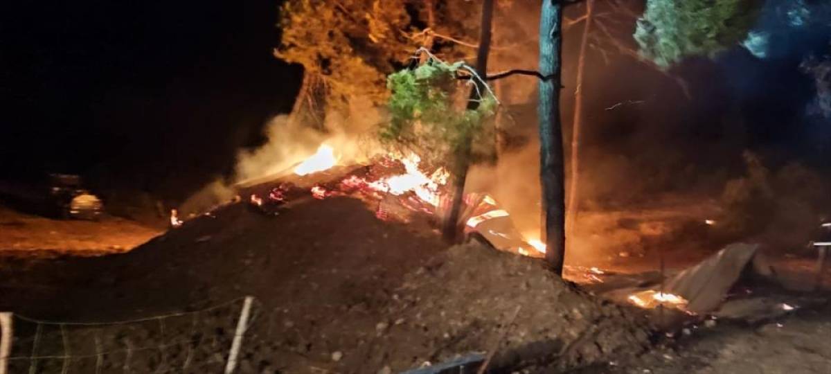 Bilecik'te yangında küçükbaş hayvanlarını kaybeden girişimcinin 