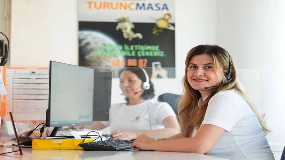 Muratpaşa'da Turunç Masa Projesi Başarıyla Devam Ediyor
