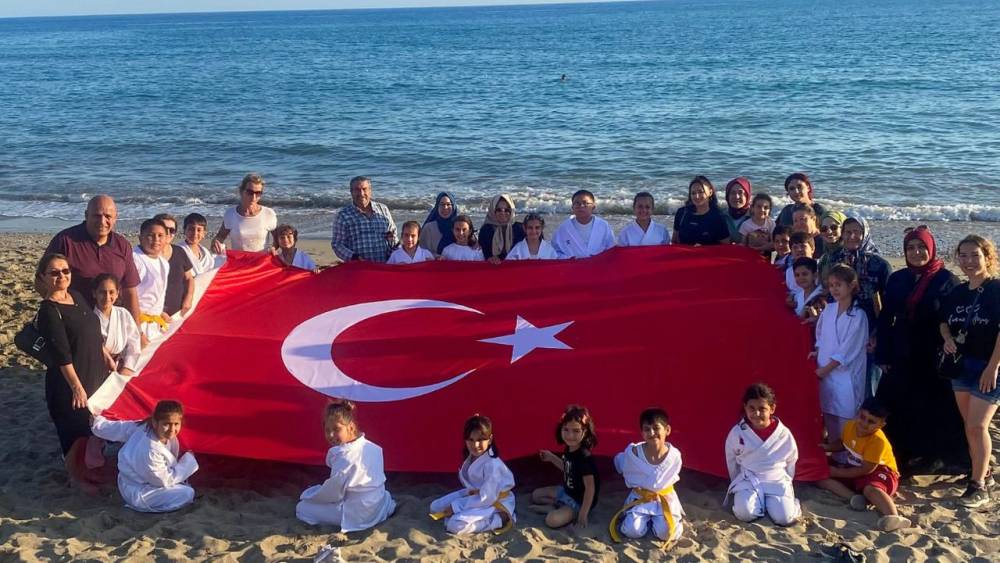 Alanya'da Karate Şenliği Coşkusu