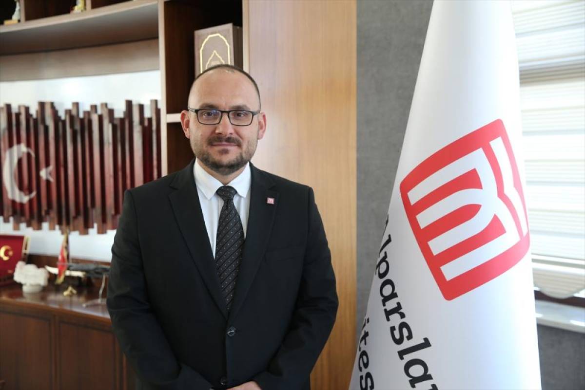 GRAFİKLİ - Türk tarihinin dönüm noktası: Malazgirt Zaferi