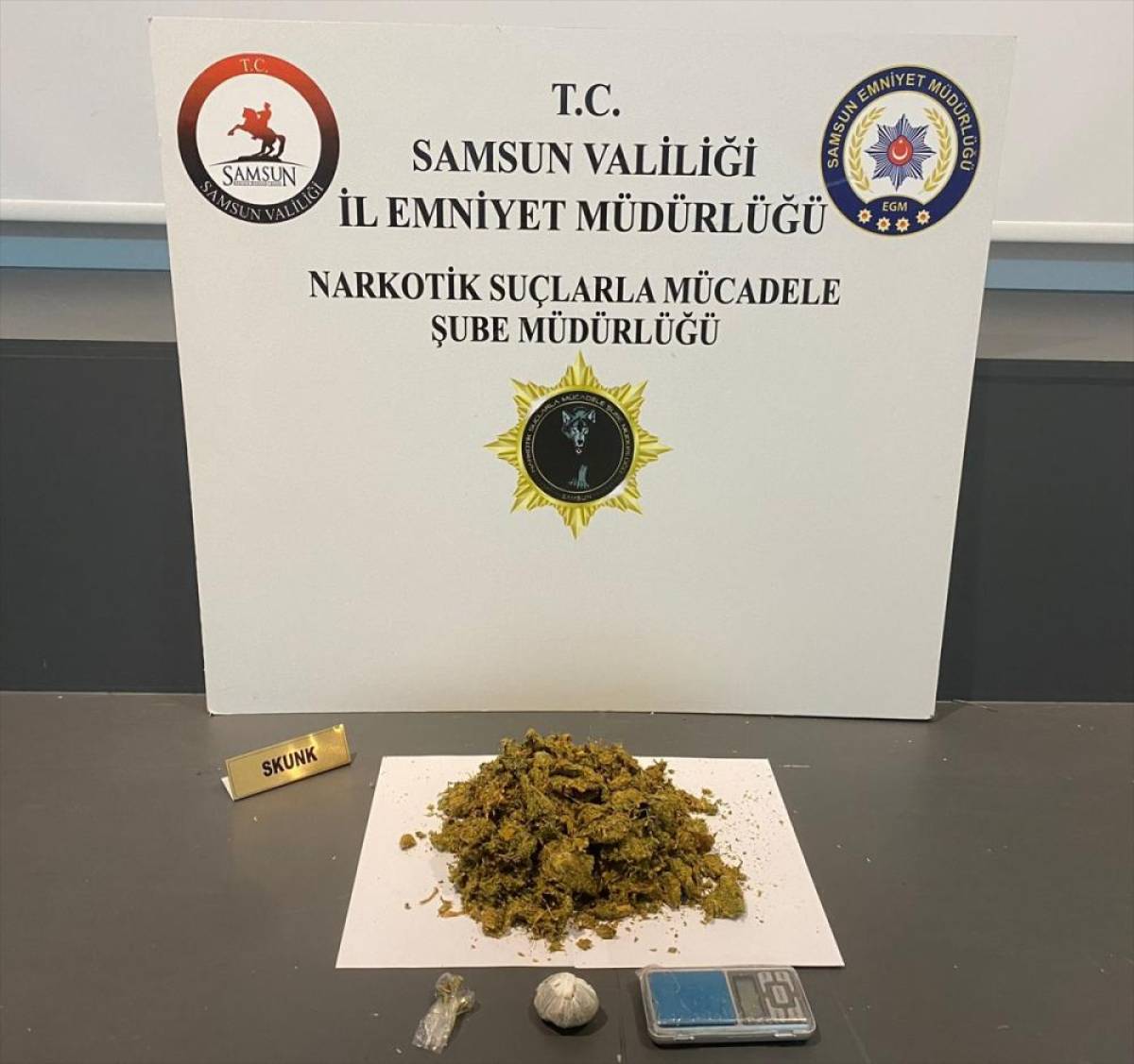 Samsun'da uyuşturucu operasyonlarında 5 zanlı yakalandı