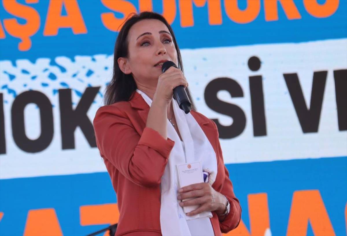 DEM Parti Eş Genel Başkanı Hatimoğulları, İstanbul'da 