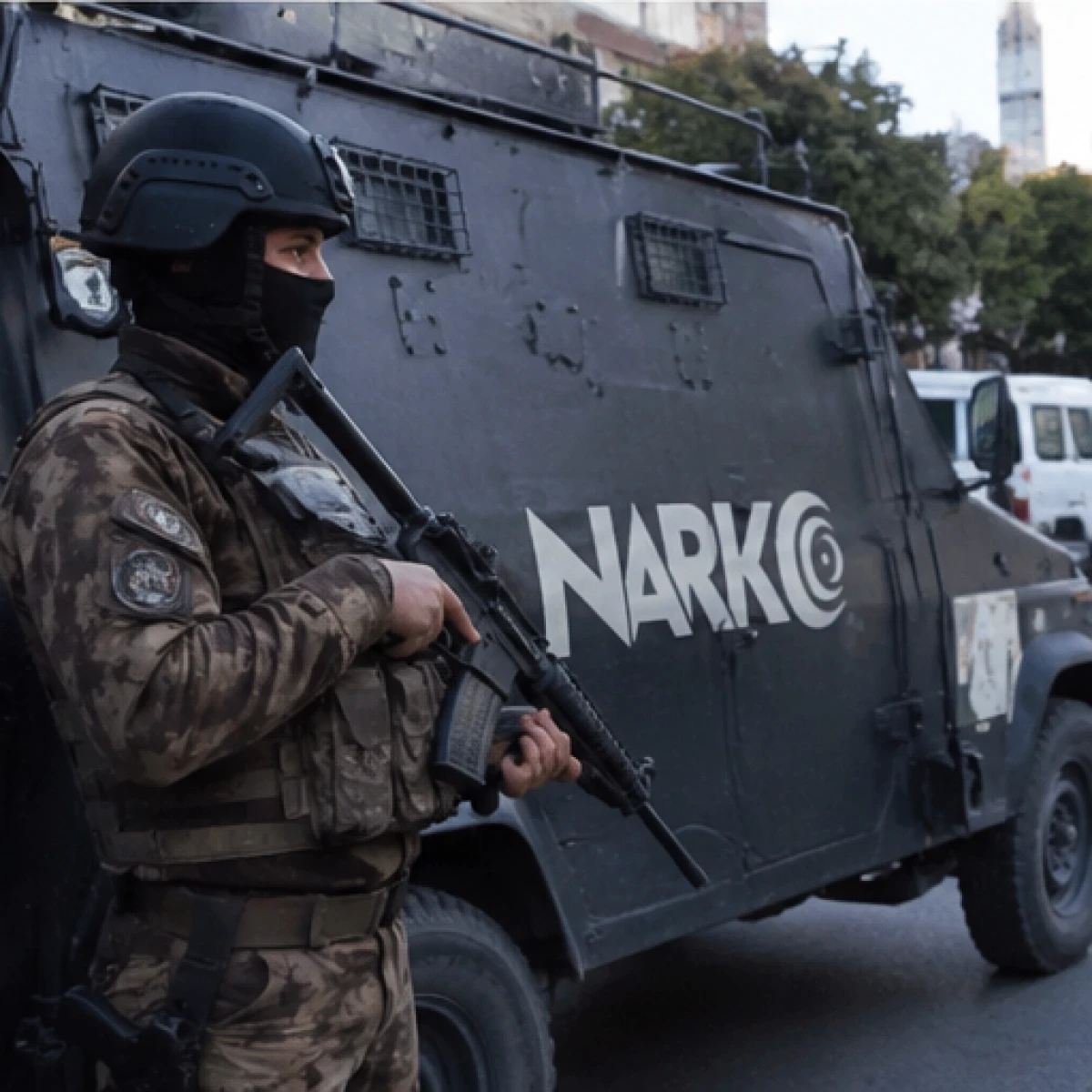45 İlde Dev Uyuşturucu Operasyonu 352 Ş&uuml;pheli Yakalandı