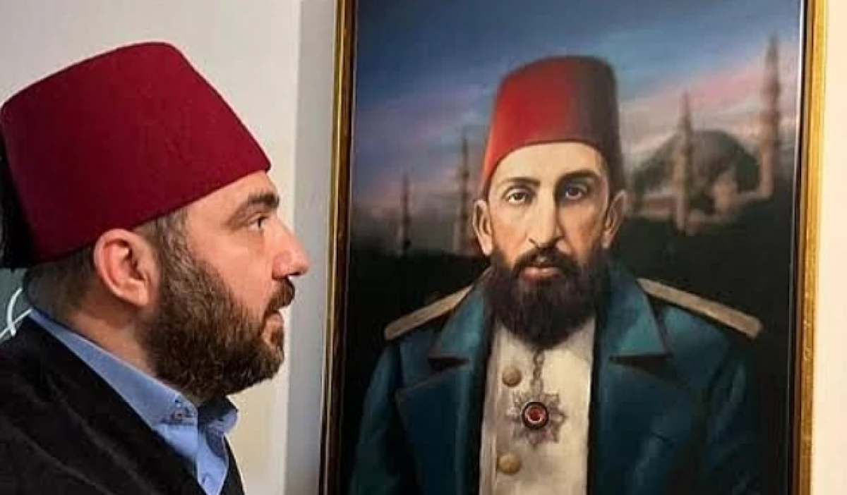 Abdülhamid Kayıhan Osmanoğlu hakkında! Kayıhan Osmanoğlu Kimdir?