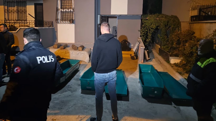 Adana Cinayet: Cinnet Getiren Baba Engelli &Ccedil;ocuğu Dahil 2 &Ccedil;ocuğunu &Ouml;ld&uuml;r&uuml;p İntihar Etti