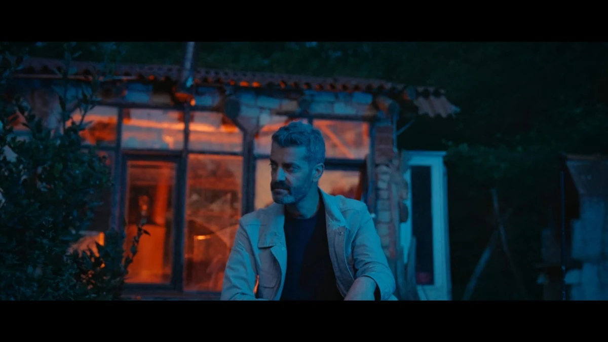 AHMET KERiM MATUR GEL YARİM