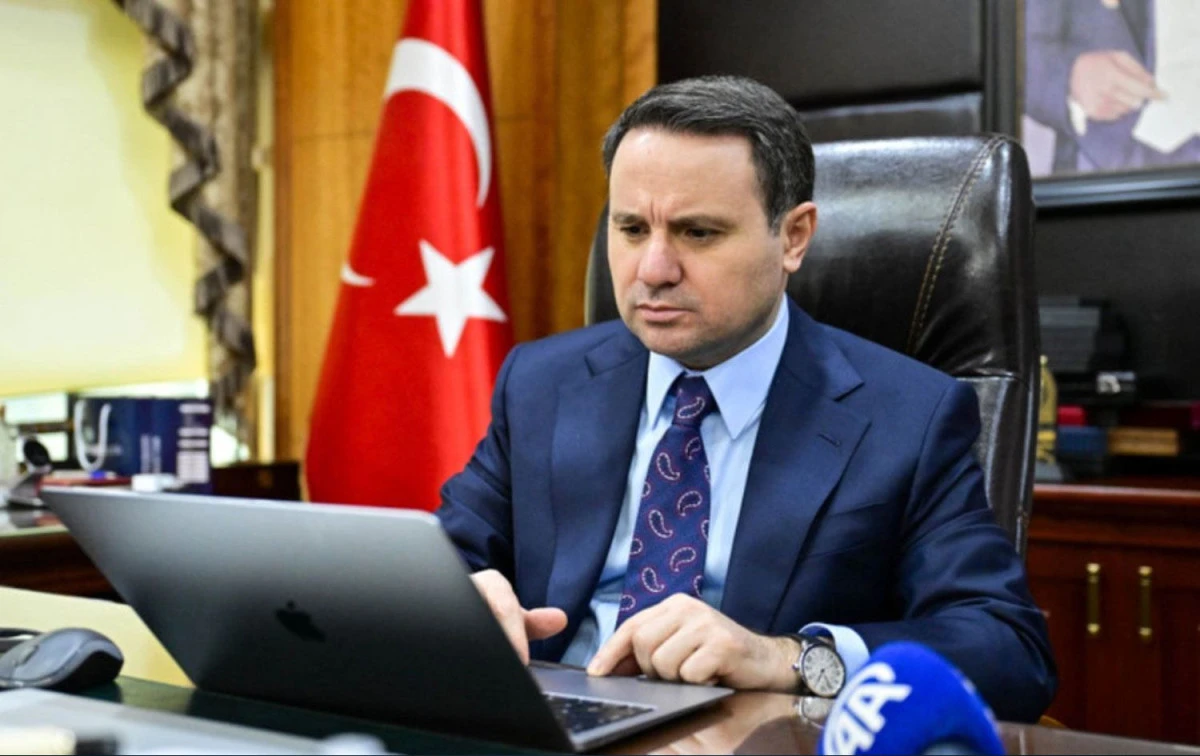 Akın G&uuml;rlek: N&uuml;fus m&uuml;d&uuml;rl&uuml;kler ile Organize su&ccedil; &ccedil;eteleriyle işbirlikleri tespit edildi