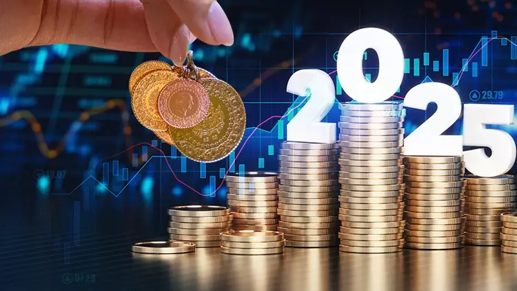 Altın, g&uuml;m&uuml;ş tarihi zirvede! Piyasanın ateşi y&uuml;kseldi, ralli hızlandı