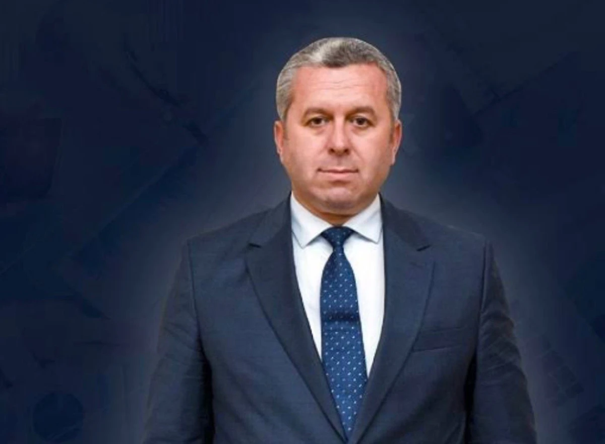 Bir Milletin Mill&icirc; Marşı Başka Bir Dilde İcra Edilebilir mi?