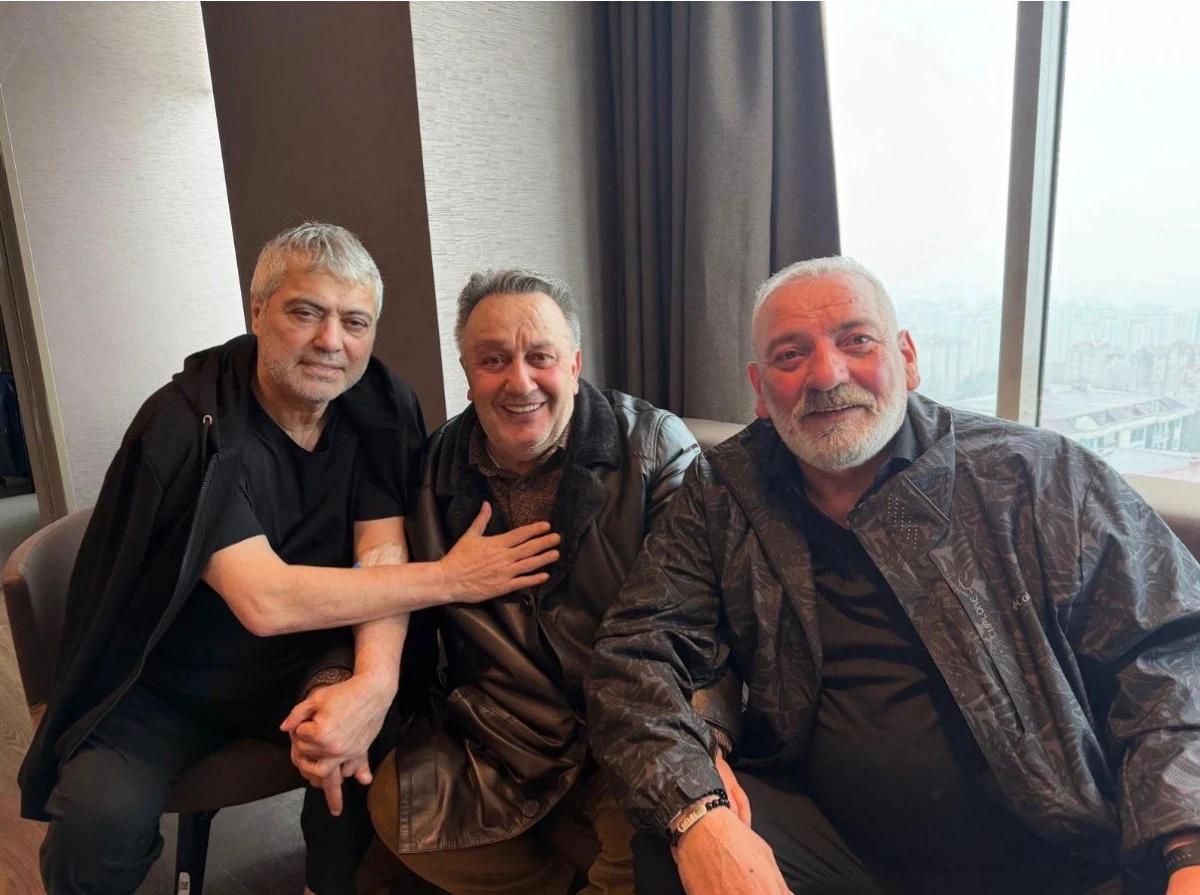 Cengiz Kurtoğlu'na Abidin Yerebakan ve İsmail T&uuml;r&uuml;t'ten Ahde vefa! T&uuml;r&uuml;t: Korkulacak bir şey yok