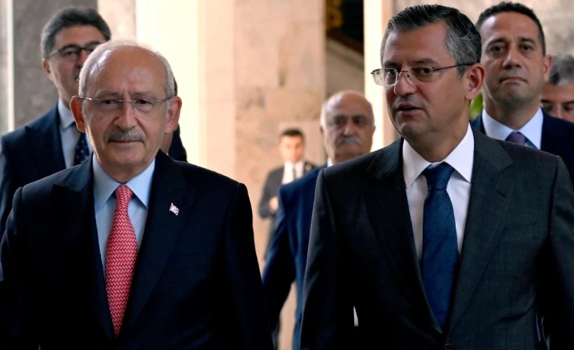 CHP&rsquo;de Salı Alarmı! Kılı&ccedil;daroğlu ve &Ouml;zel Aynı Anda Meclis&rsquo;te Karşı Karşıya