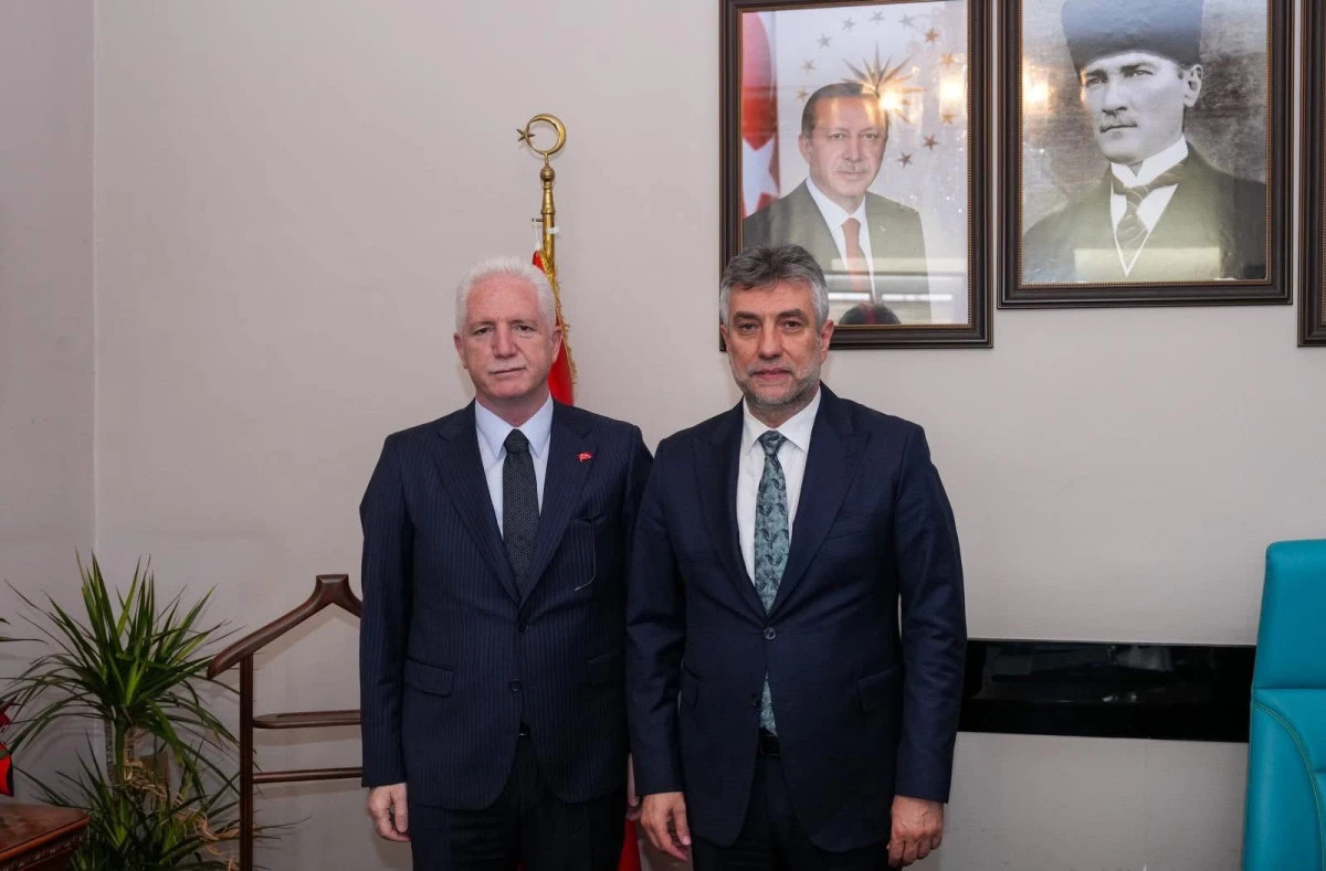 Davut G&uuml;l&rsquo;den İlhan Ocaklı&rsquo;ya Ziyaret
