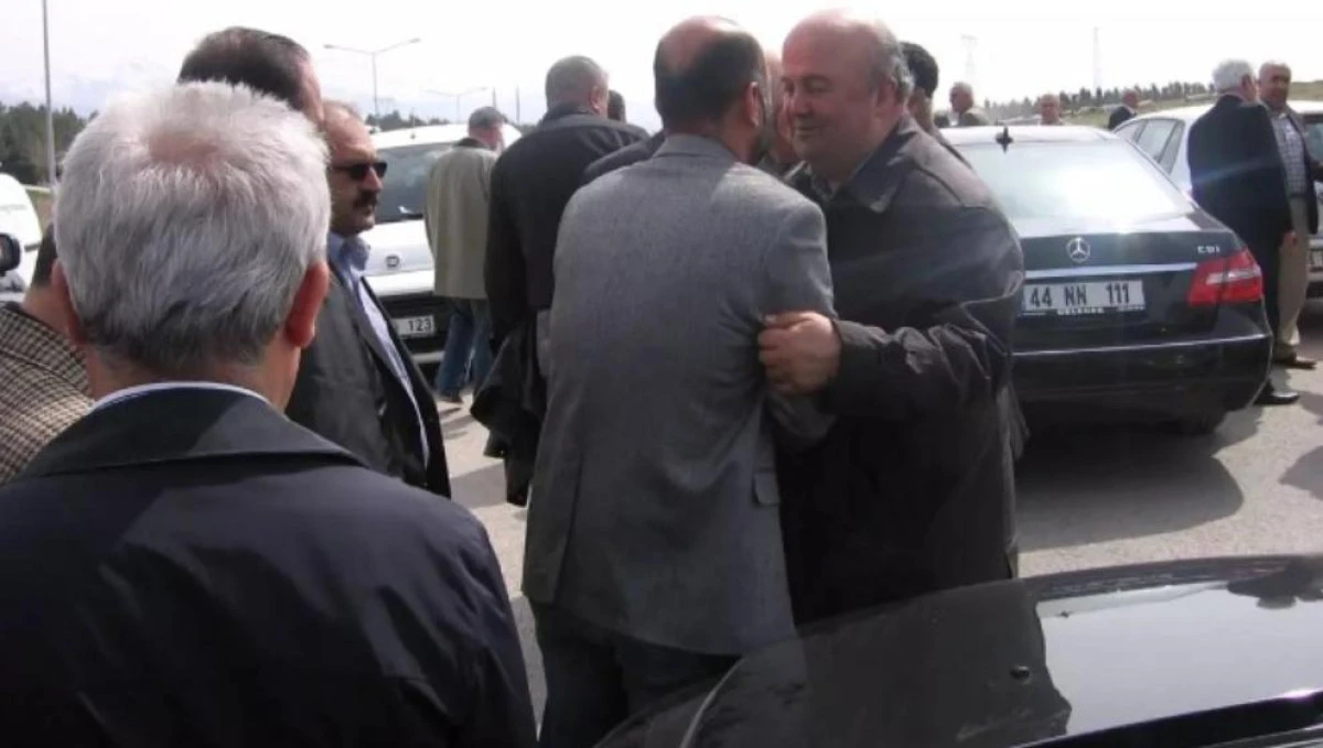 Dr. Bülent Topaloğlu’nun Oğlu Mustafa Buğra Topaloğlu Kalp Krizi Sonucu Vefat Etti: Malatya’nın Üzüntüsü