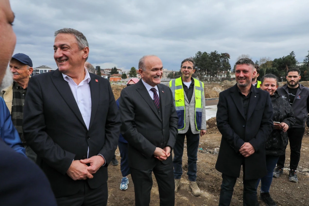 D&Uuml;ZCE İ&Ccedil;İN SİYASET &Uuml;ST&Uuml; ZİRVE