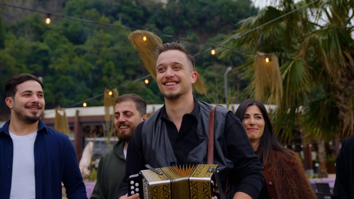 ERHAN ENGİN: KAYBANA SEVDALIK