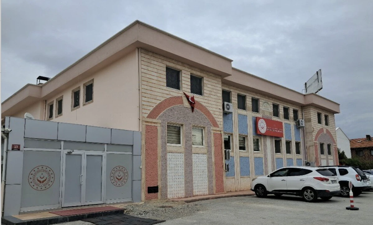Eryaman &Ccedil;ocuk Evleri Sitesi Skandalında Şok Gelişme: Yemek Firması Gazeteye İftira ve Tehditlerini Yorumlarla S&uuml;rd&uuml;rd&uuml;