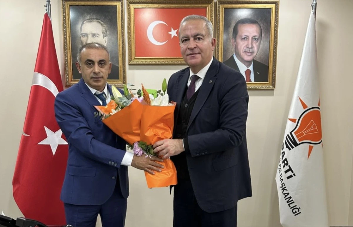 Gaziosmanpaşa AK Parti İl&ccedil;e Başkanı İsmail Erg&uuml;neş&rsquo;e Mehmet Baran&rsquo;dan S&uuml;rpriz Ziyaret: Siyasi Dayanışma &Ouml;rneği