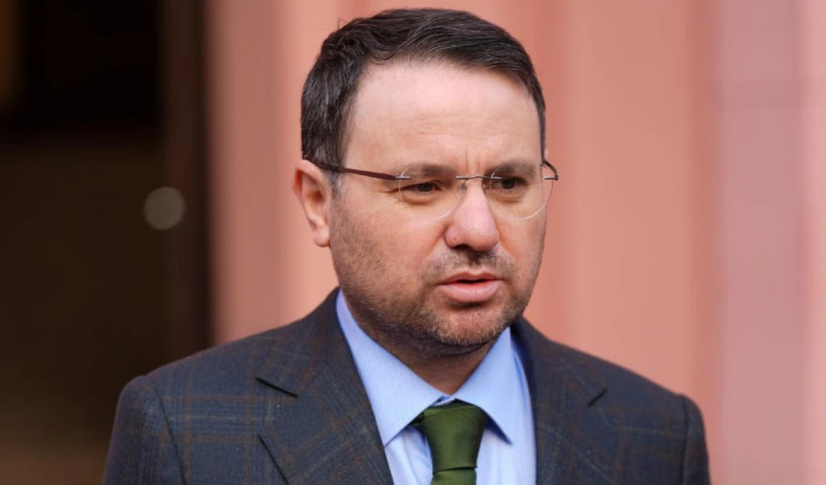 G&uuml;rlek, Avrupa parlamentosu raporuna tepkili: "Bağlayıcılığı yok"