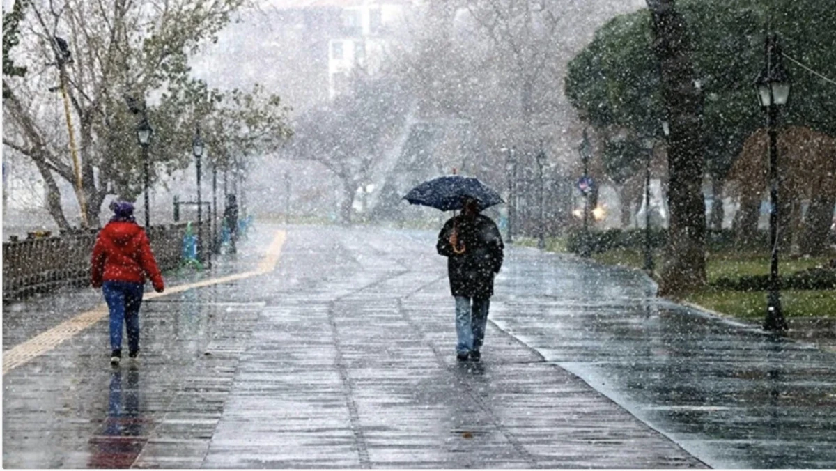 Hava durumu! Meteoroloji Genel Müdürlüğü'nden Yeni Hafta Yağış Uyarısı: Türkiye Genelinde Sıcaklıklar Düşecek