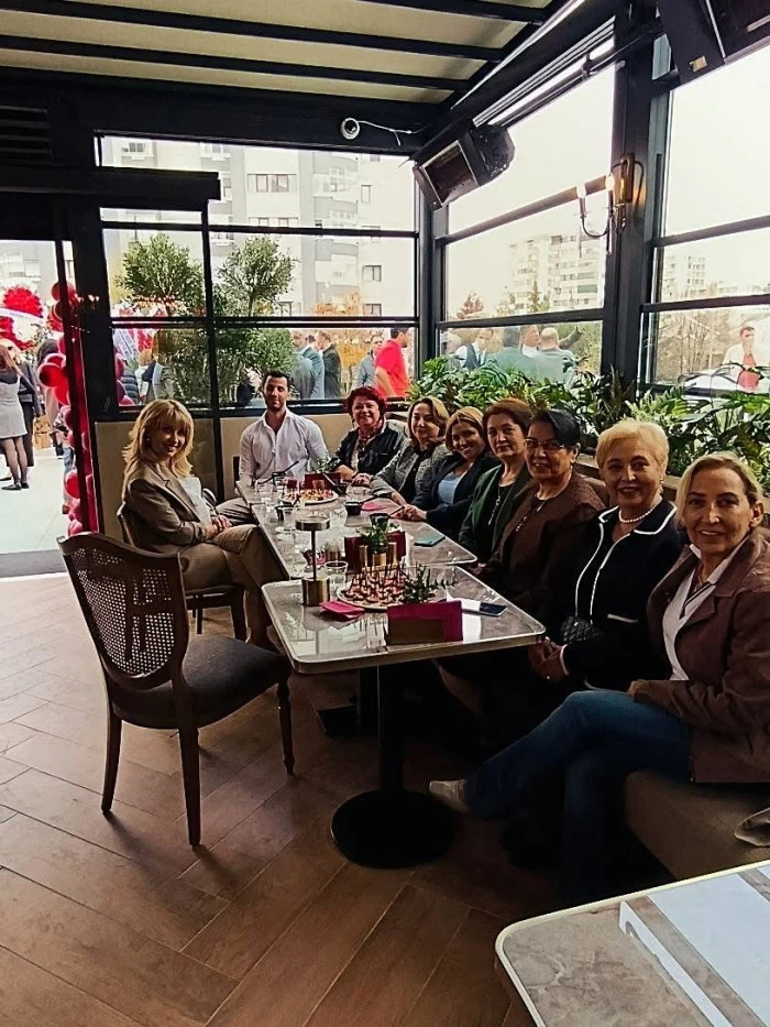 Makka Craft Kitchen Ankara Çankaya Açılışı: Ayşe Ece Budan’ın Yeni Girişimi Malatya Diasporasını Buluşturdu